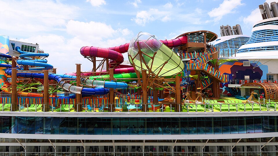 Thrill Island Icon of the Seas