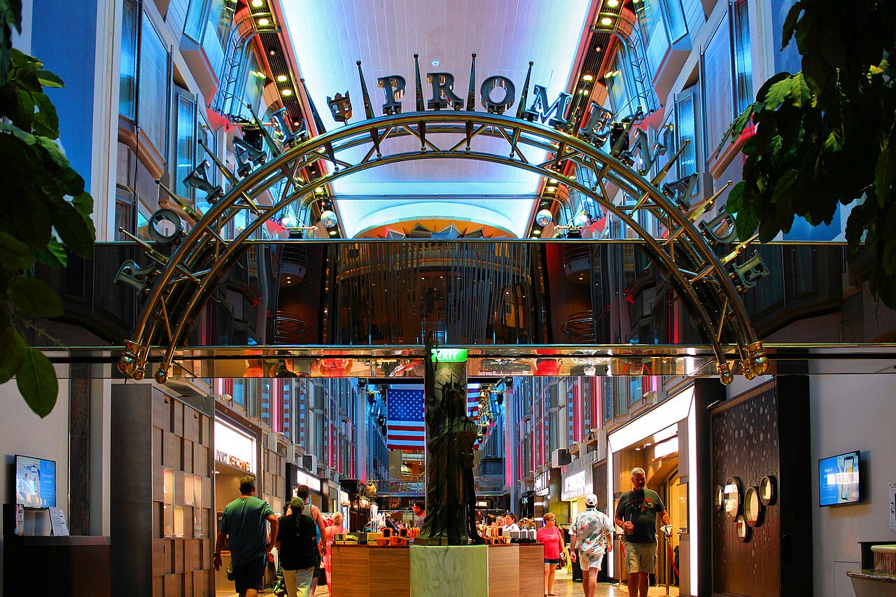 Royal Promenade on Voyager of the Seas